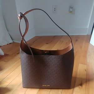 Michael Kors Logo Shoulder Bag